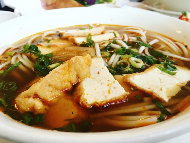 Sông Quê Café
