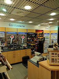 Photo n°4 de Mister Minit Laon Carrefour à Laon (Horlogerie)