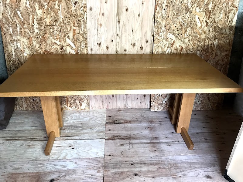 家具アスリート