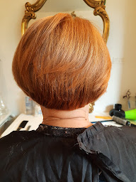 Photo n°20 de Les Lumineuses à Besançon (Salon de coiffure)