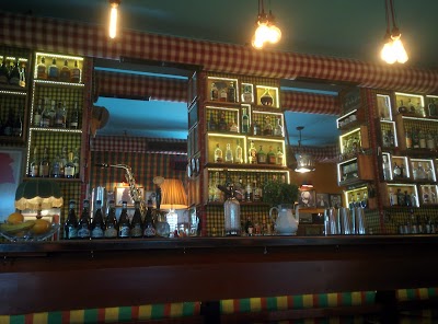 Photos of Radio Bar Tirana
