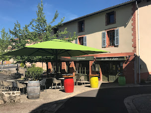 Photo n°5 de Le Bar a Jules à Escoutoux (Restaurant français)