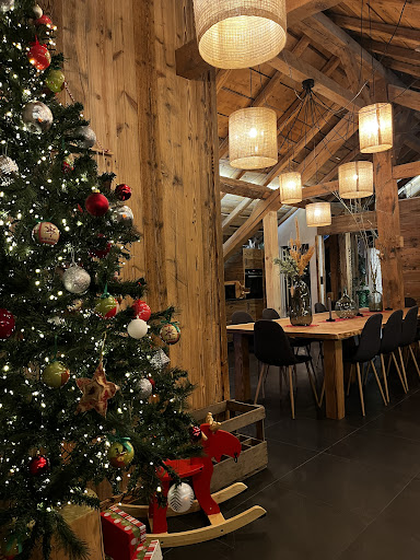 Photo de La Loge aux Loups, maison contemporaine***** avec piscine intérieure, sauna, local skis et vélos, près du lac de Gérardmer à Gérardmer (88400)