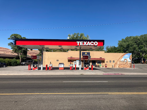 Texaco Moab - Visual
