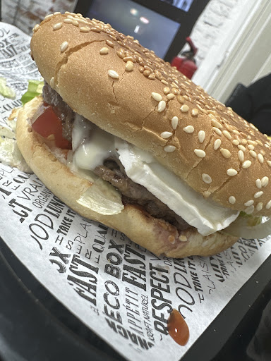 Photo 3 - Boubs burger