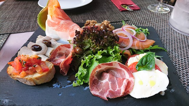 Ristorante & Pizzeria Neutor
