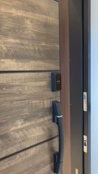 株式会社ビィーティーエス