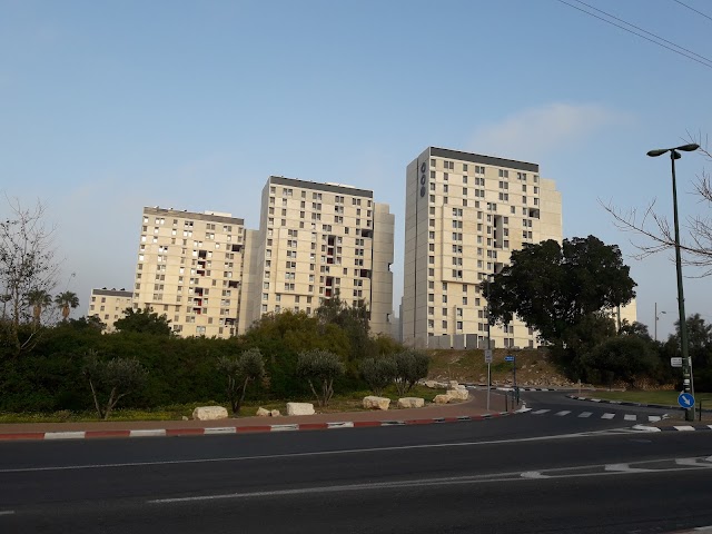 Tel Aviv University Dormitories - Broshim Campus