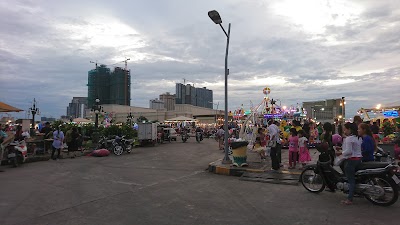 Photos of សួនកុមារកោះពេជ្រ Children Park Koh Pich