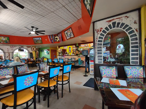 Luis's - Visual