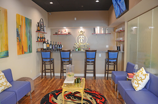 Upscale Nail Lounge 2 | Luxury Nail Experience Gallery - United States