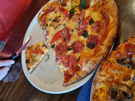 Pizzeria Di Lucca - Thumbnail