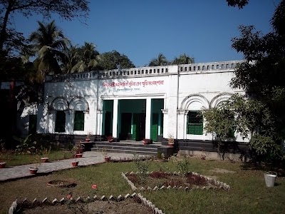 Photos of মহানায়িকা সুচিত্রা সেন স্মৃতি সংগ্রহশালা