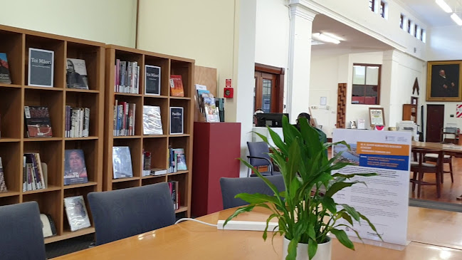 Reviews of Alexander Heritage & Research Library | Te Rerenga Mai o Te Kāuru in Whanganui - Library