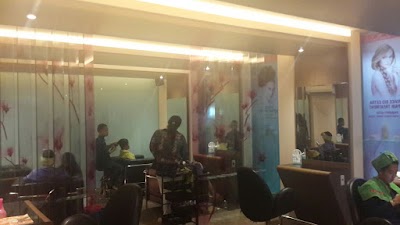 Beauty Salon