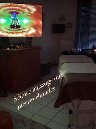 Photo n°8 de « Coiffure & Soins Bien-Être à Domicile avec Marlène Courby » à Francheville (Salon de coiffure)