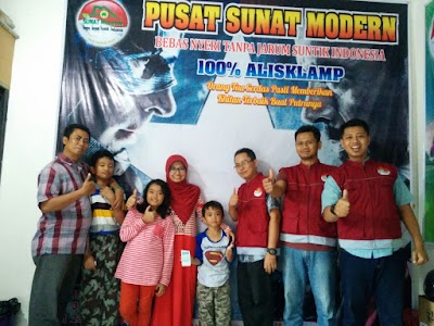 Photos of Pusat Khitan Modern