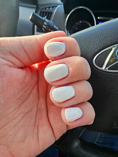 Metro Nails - Visual