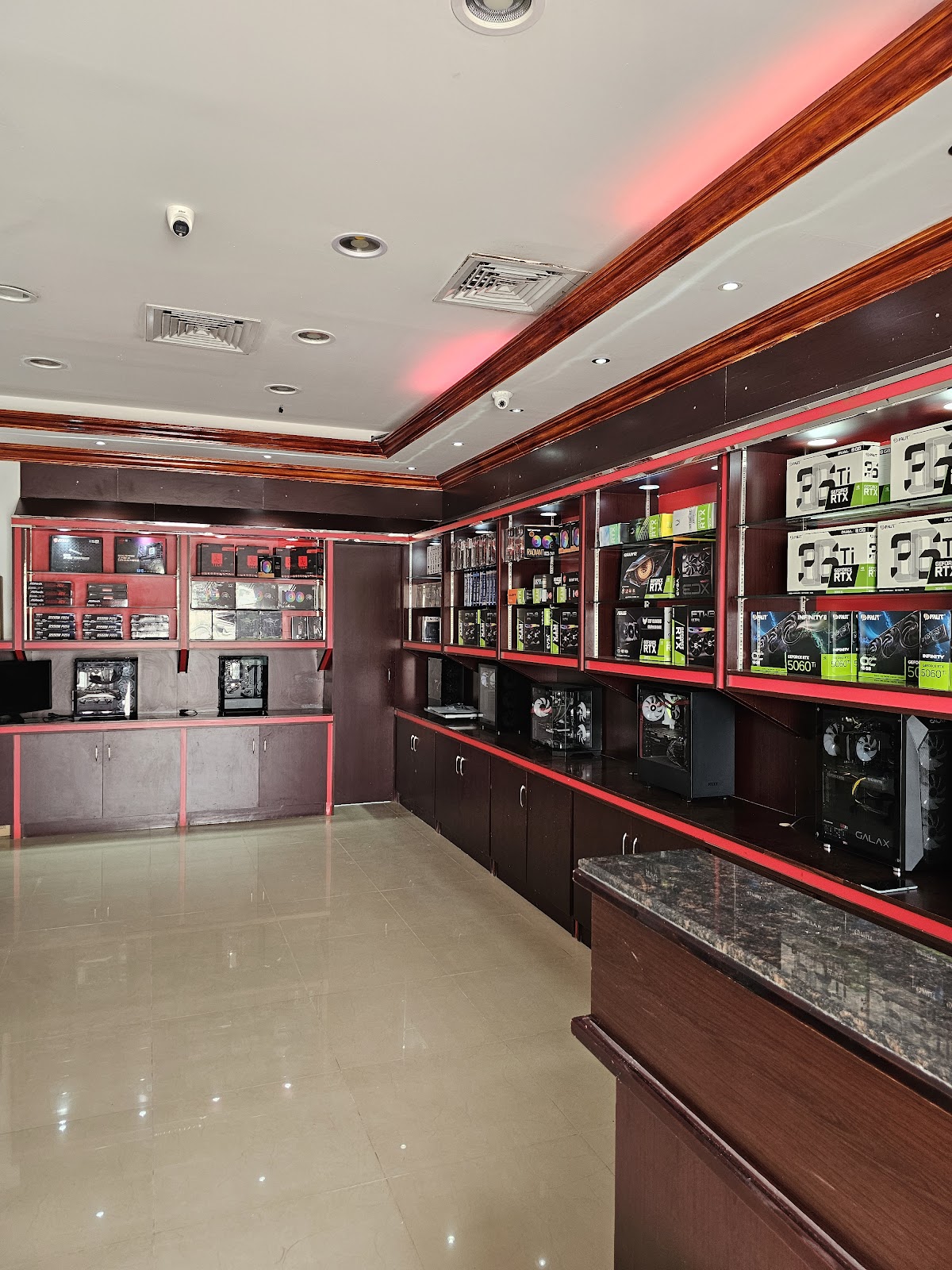 Hextech Computer Trading LLC - صورة 2