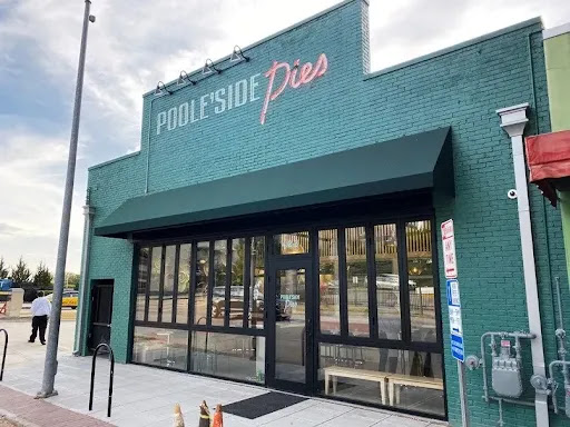 Poole's - Visual