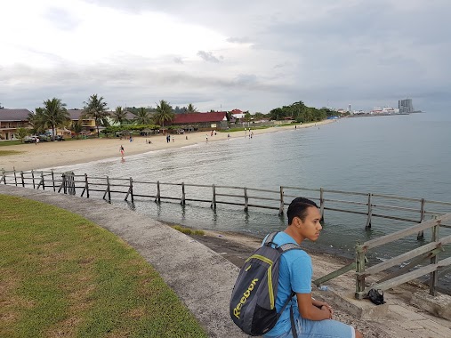 Pantai Helipad, Author: Azkha Dezthara