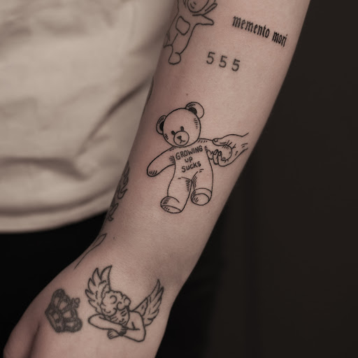 Skinnes Tattoo