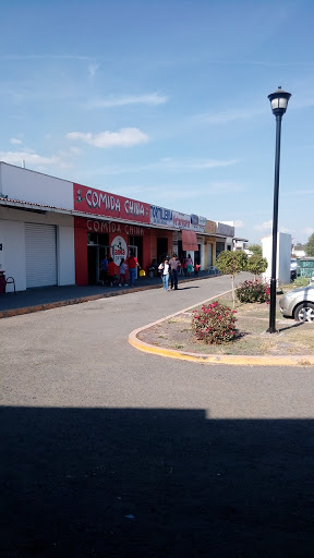 Plaza Comercial La Piedad