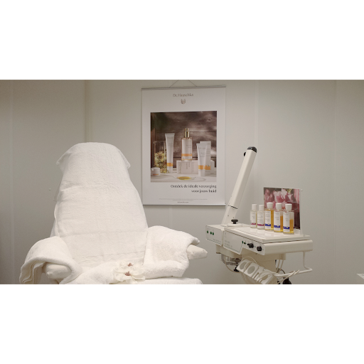 Schoonheidssalon de Goudsbloem - Dr.Hauschka Gallery - Netherlands