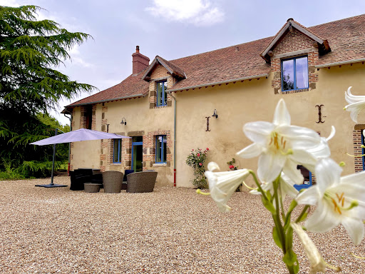 Photo de Il était une fois un jardin - chambre d'hotes à proximité de Guédelon, du musée Colette et du Chateau de Saint-Fargeau. à Saint-Fargeau (89170)