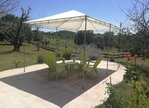 Photo de Maison des Bourgades - BB - Chambres d'hôtes à Saint-Julien-de-Peyrolas (30760)