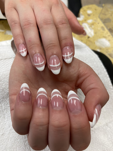 VF Nail Bar & Spa - Thumbnail
