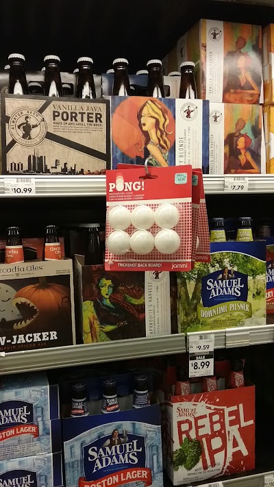 Photos of D & W Fresh Market