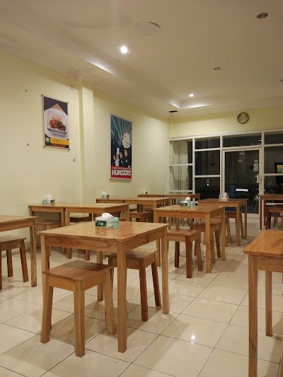 Photos of Baegopa House of Hungry Palu
