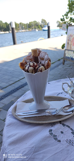 Jennys Hafencafé - Thumbnail