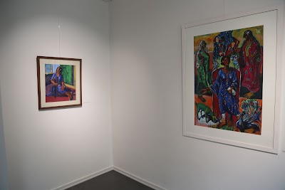 Photos of Farmanfarma Gallery