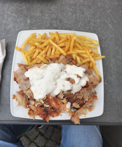 Deluxe Döner und Pizza Haus - Thumbnail