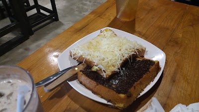 Photos of Warunk Upnormal Palembang 2