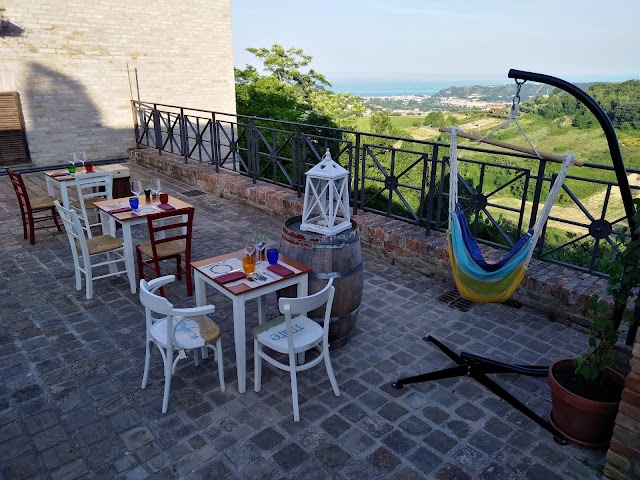 L'AMACA - Ristorante, Wine Bar, Degusteria e Vendita Prodotti Tipici Altidona