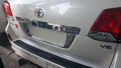 Photos of Laith Al Obaidi Cars Trading L.L.C