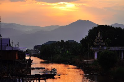 Photos of Aung Mingalar Pagoda