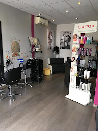 Photo n°12 de FLO CREA TIFS à Saramon (Salon de coiffure)