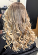 MADDYN HAIR BEAUTY - COIFFEUSE - ONGLES - TOULON à Toulon