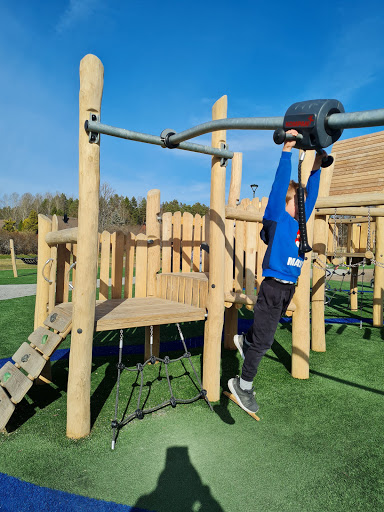 Lekplats Enebyparken - Thumbnail