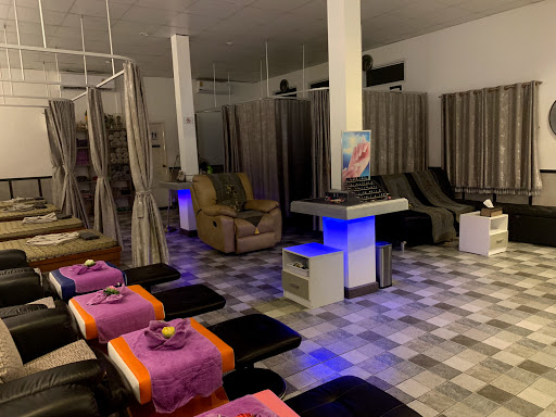 FULLMOON Massage