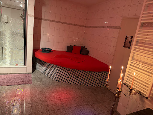 Ac-Girls - Bordell - Privat - Germany