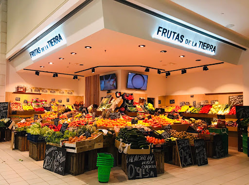 De la tierra frutas