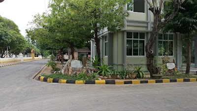 Photos of Moehti Aung Si Yeiktha