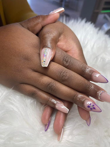 Sky Nail Bar And Day Spa interior view