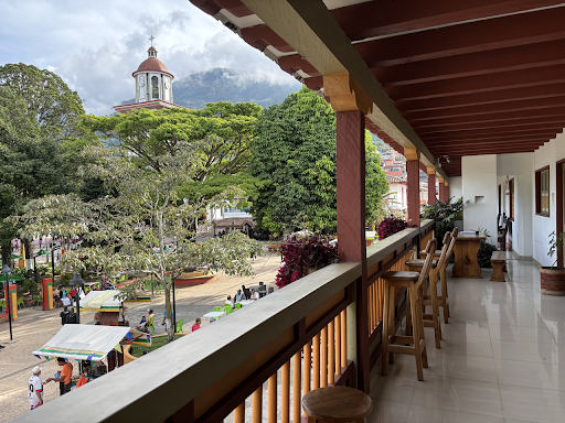 Hotel Balcon Tamesino