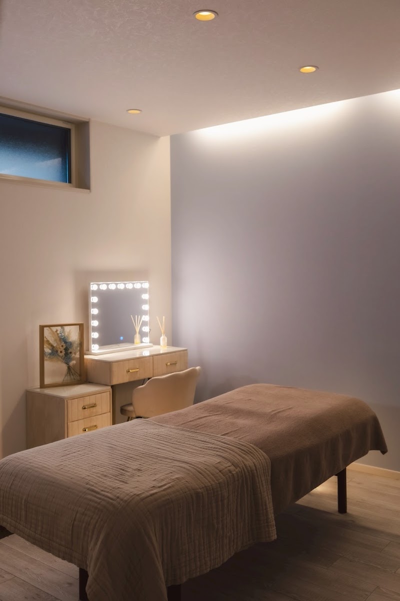 《シミ・肌質改善サロン》Realiseramour